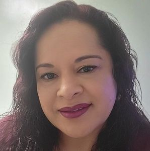 Meet your Posher, Jeimi soraya